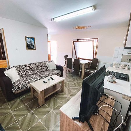 Apartment Near The Old Town Of Kotor โกตอร์ ภายนอก รูปภาพ