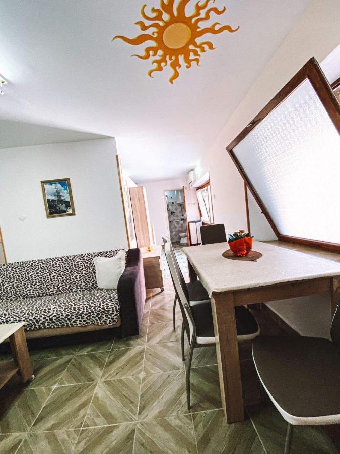 Apartment Near The Old Town Of Kotor โกตอร์ ภายนอก รูปภาพ