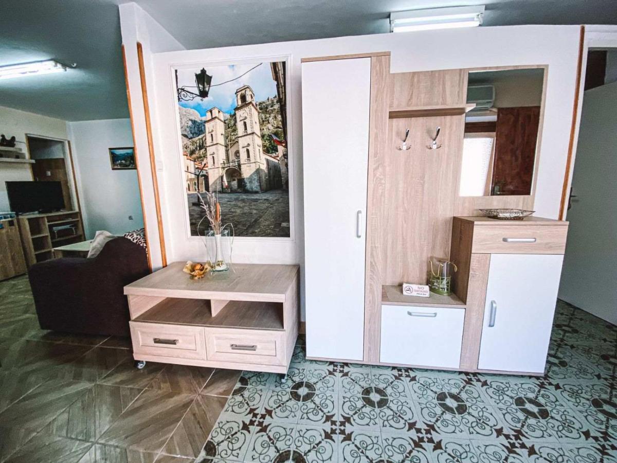 Apartment Near The Old Town Of Kotor โกตอร์ ภายนอก รูปภาพ