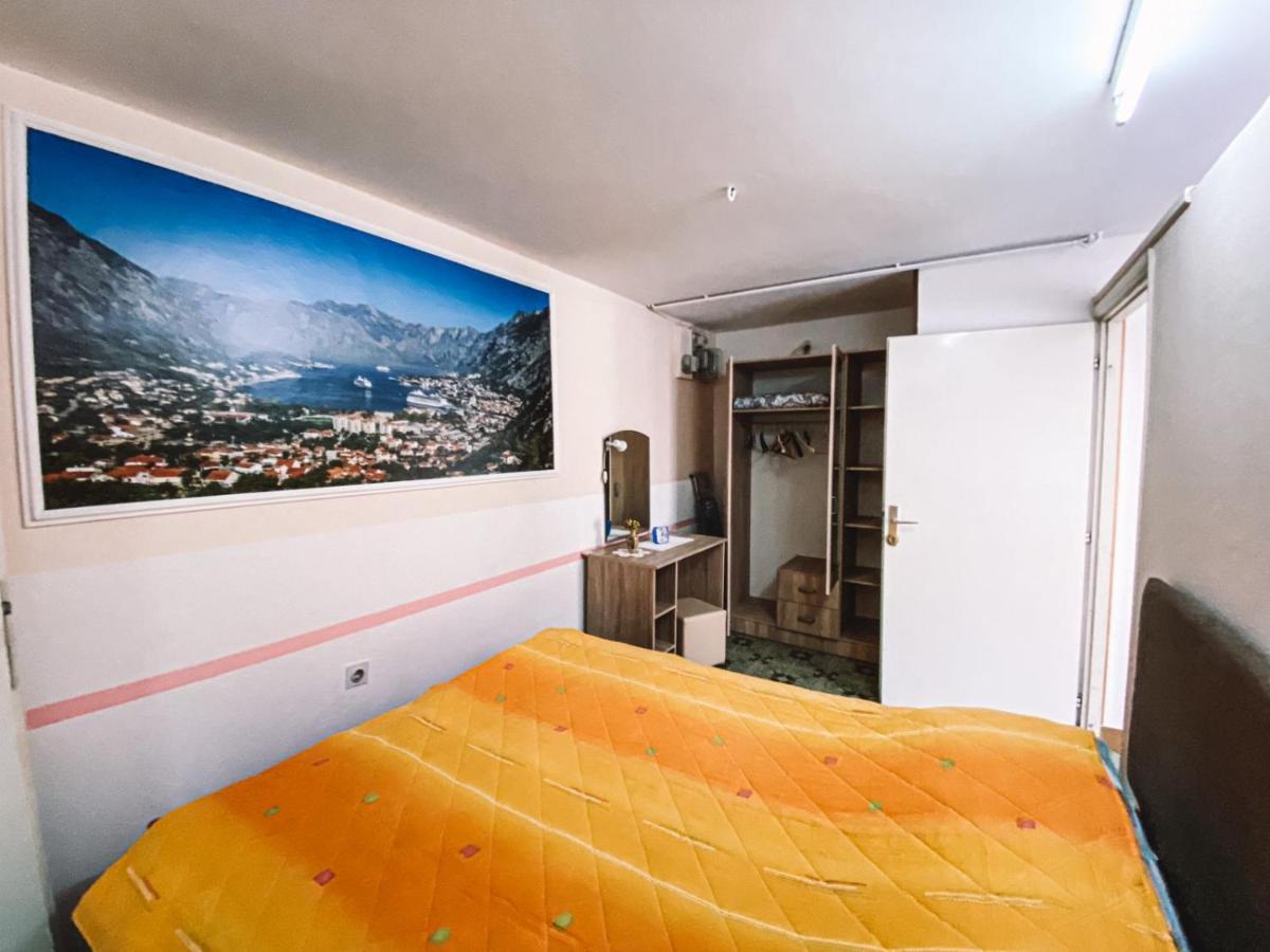 Apartment Near The Old Town Of Kotor โกตอร์ ภายนอก รูปภาพ
