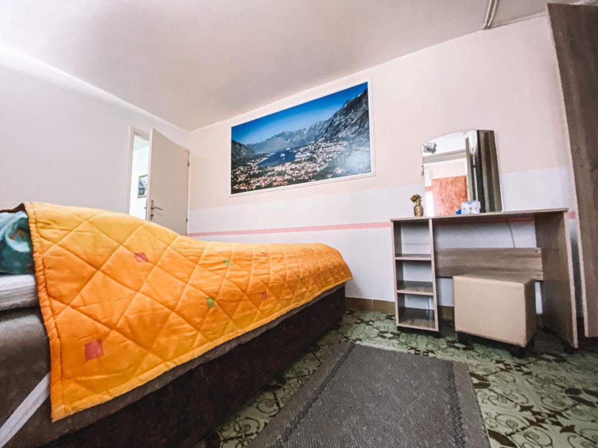Apartment Near The Old Town Of Kotor โกตอร์ ภายนอก รูปภาพ